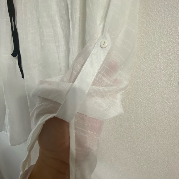 Active USA Sheer Top, size L - Picture 3 of 7